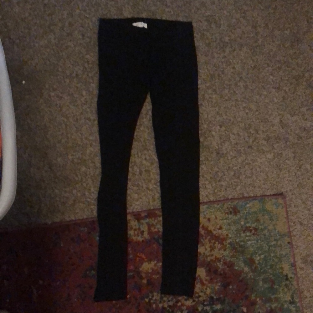 black leggings!